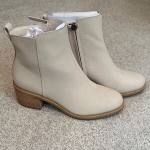 Toms Cream Ankle Booties